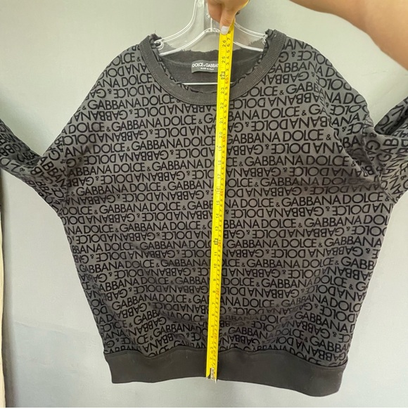 DOLCE & GABBANA black crewneck with velvet like lettering raw hem neckline - Picture 4 of 9